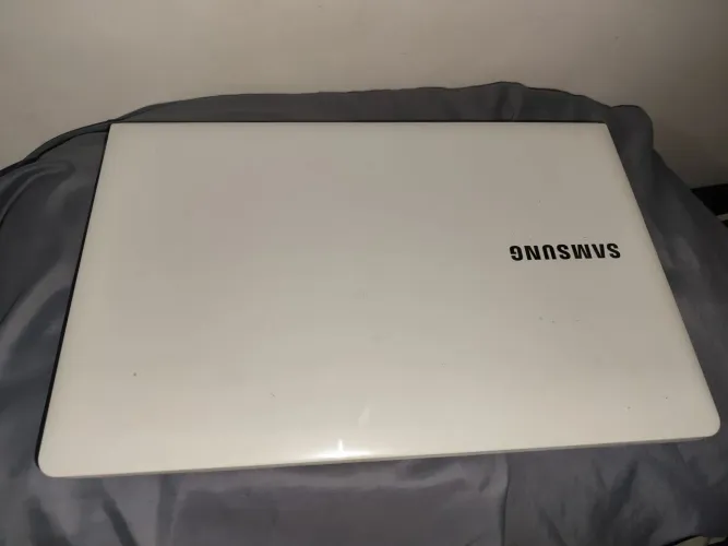 Notebook em perfeito estado 