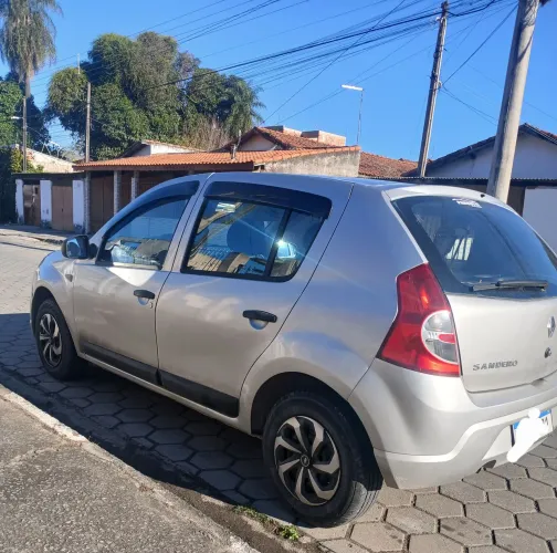 Renault Sandero Expression Hi-flex 1.6 8V 5P 2010