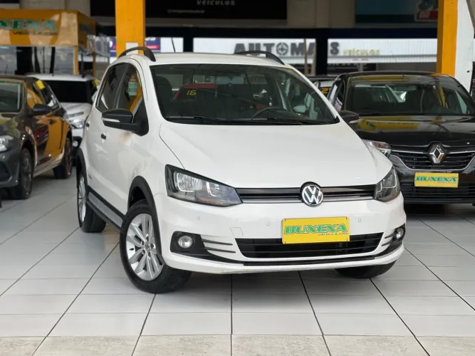 Volkswagen Fox Track 1.0 Flex 12V 5P 2016