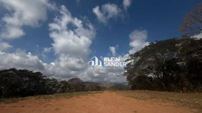 Terreno à venda, 9000 m² por R$ 139.000,00 - Jardim Ornelas - Bom Jardim/RJ