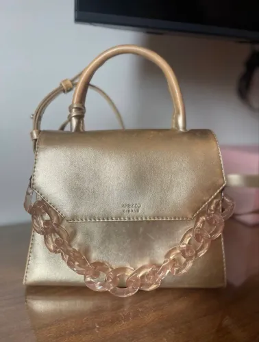 Bolsa Arezzo