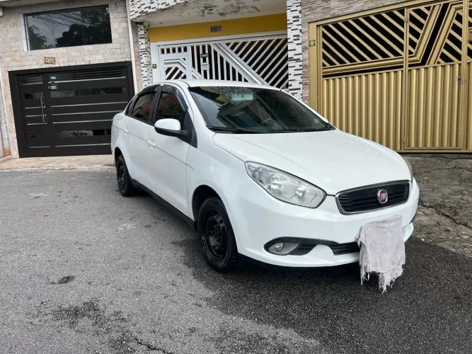 Fiat Grand Siena Attrac. 1.4 EVO F.flex 8V 2018