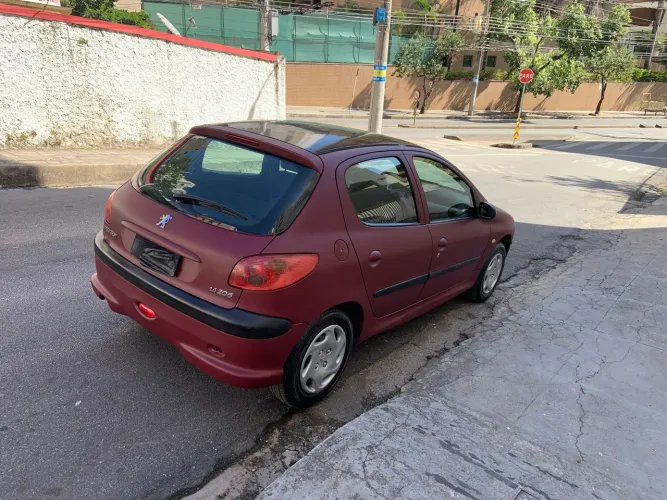 Peugeot 206 Presence 1.4/ 1.4 Flex 8V 5P 2004