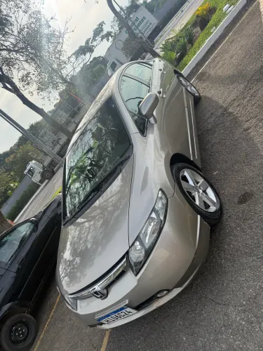 Honda Civic Sedan LXS 1.8/1.8 Flex 16V Aut. 4P 2008