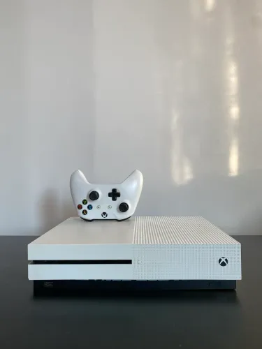 Xbox one S 1TB (em até 12x)