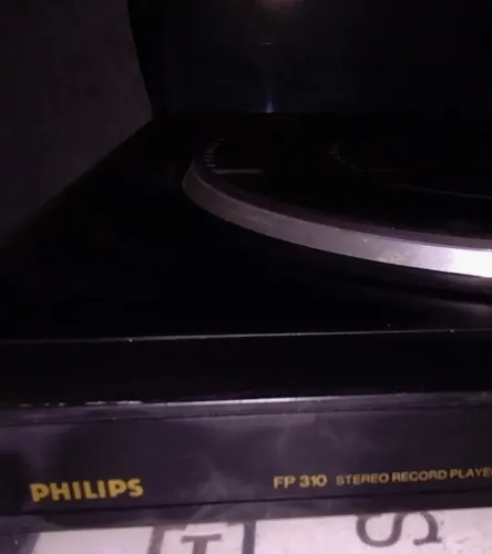 Vitrola Philips FP 310