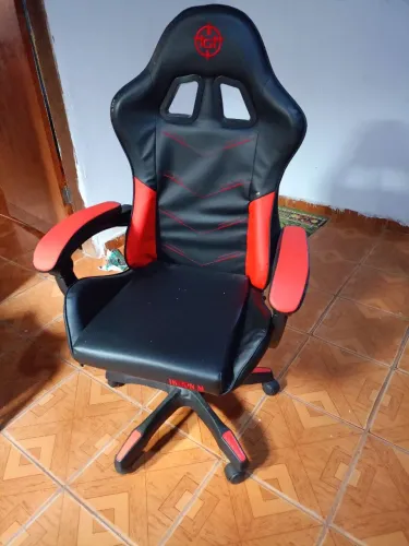 Cadeira gamer nova