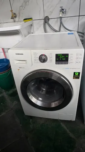 MAQUINA LAVA E SECA