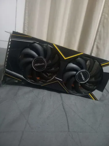 Vendo placa de Video rx5500xt 4gb