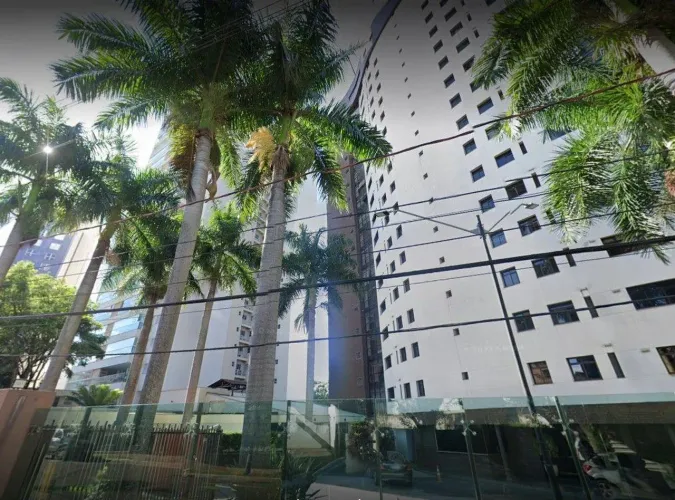 Cobertura duplex à venda com 3 suítes no Cond Edifício Palais Lac Dór, 549 m² por R$ 4.700