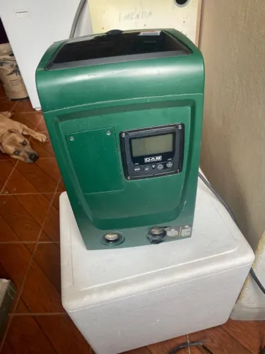 Vende se  pressurizado de água  
