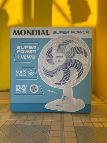 Ventilador mondial branco