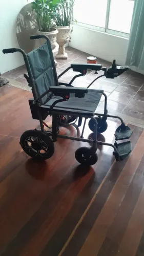 Cadeira rodas eletrica