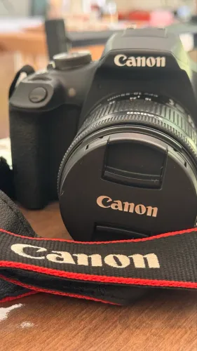 CÂMERA CANON T7 + LENTE 18-55mm - OPORTUNIDADE!