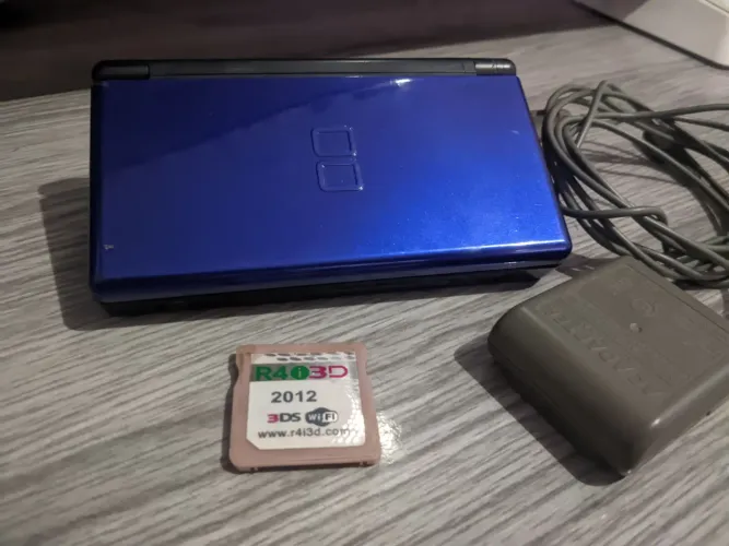 Nintendo Ds Lite com R4 64gb
