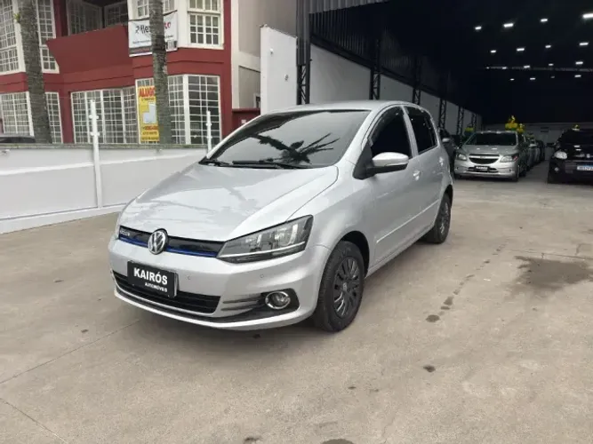 Volkswagen Fox Bluemotion 1.0 MI Total Flex 12V 5P 2016