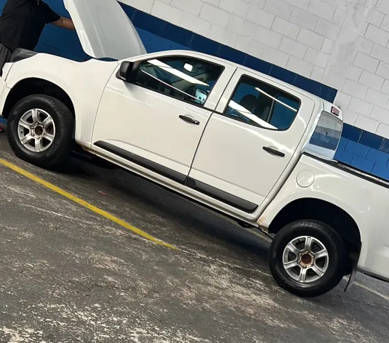 Rodas s10 com pneus aro 16