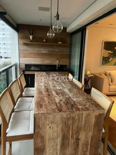Apartamento à venda Rua Monte Aprazível, Vila Nova Conceição - São Paulo