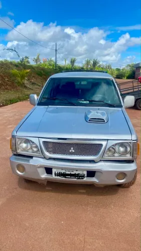 Mitsubishi L200 GLS 2.5 4X4 CD Diesel 2000