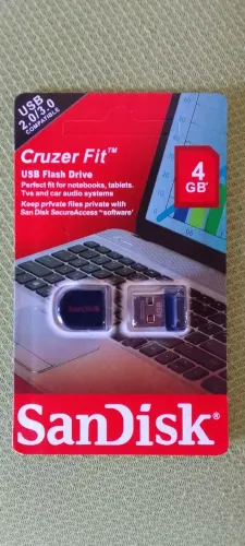 Pen Drive SanDisk 4GB - Cruzer Fit
