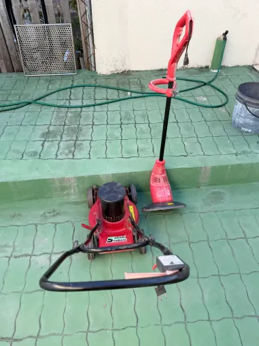 VENDO ESSAS DUAS CORTADORAS DE GRAMA SEMI NOVAS