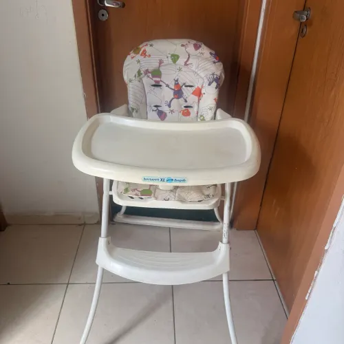 cadeirinha de alimentação