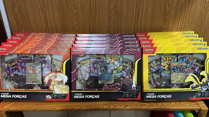 Coleção Mega Forças - Dragonite, Darkrai e Zeraora