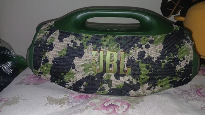 Vendo JBL 4 semi nova