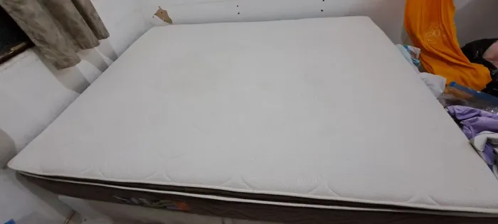 Cama Queen size