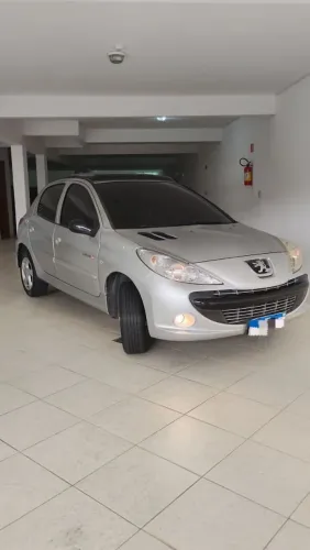 Peugeot 207 Quiksilver 1.4 Flex 8V 5P 2010