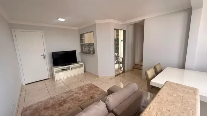 Imóvel para aluguel possui 65 metros quadrados com 2 quartos em Setor Aeroporto - Goiânia