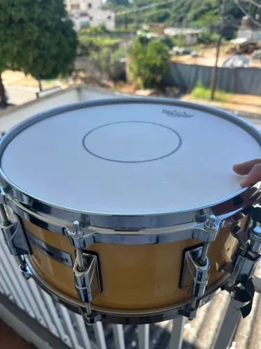 Vendo ou troco Caixa Taye 14x7 Studio Maple Die Cast