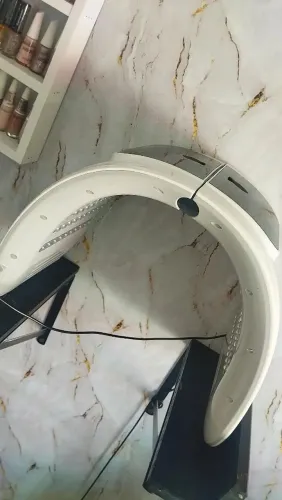 Cabine para esteticista e cabeleireira a laser ?