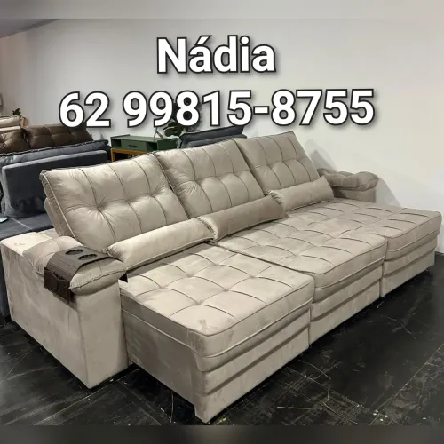 SOFÁ RETRÁTIL EM PROMOÇÃO BEGE CLARO MOLAS BONNEL