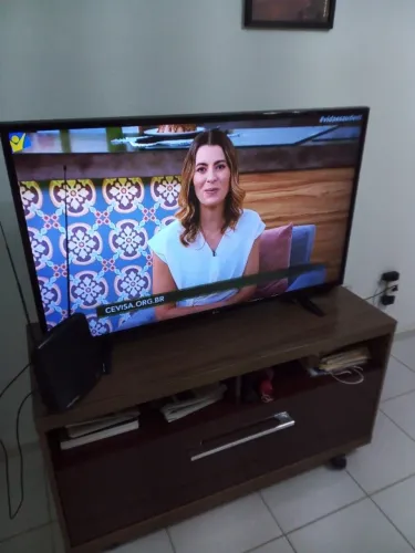 VENDO TV LG DE 43 POLEGADAS