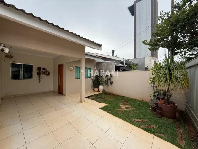 Casa á venda no bairro Jardim Itália - Maringá/PR