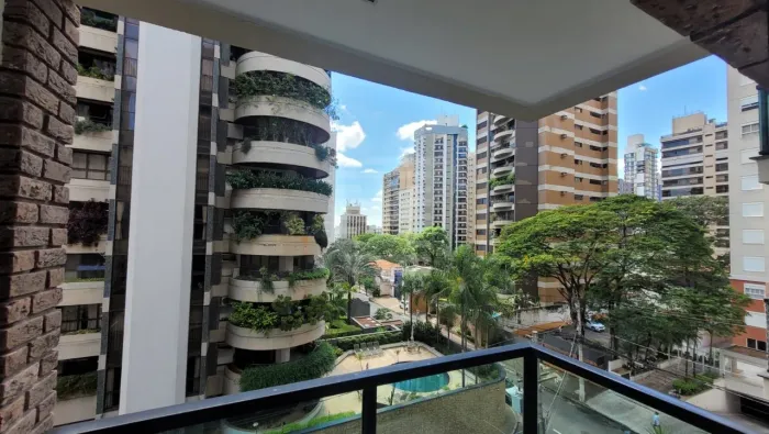 Apartamento Mobiliado, 1 Quarto, Sacada, 1 Vaga, no Cambui, Campinas.