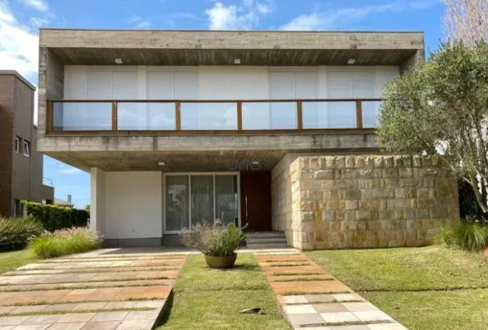 Sobrado a venda no condomínio Ventura Xangri-lá - 5 suítes/480m² REF: SO0250