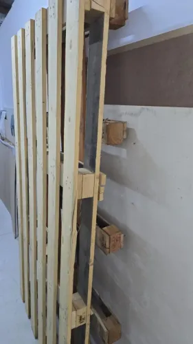 8 Pallets de Madeira Grandes (200x100 cm) - Ideais para Móveis, Cama ou Estoque