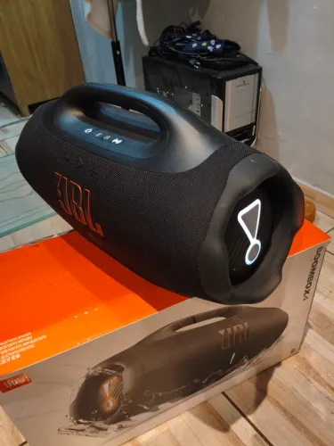 JBL Boombox 4 Black -preta