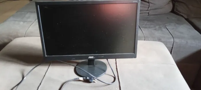 Monitor aoc modelo e970swhnl