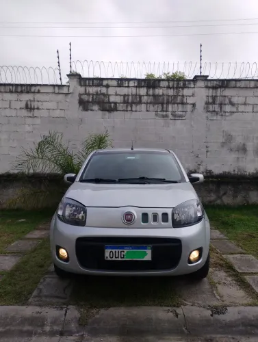 Fiat Uno Vivace Celeb. 1.0 EVO F.flex 8V 5P 2013