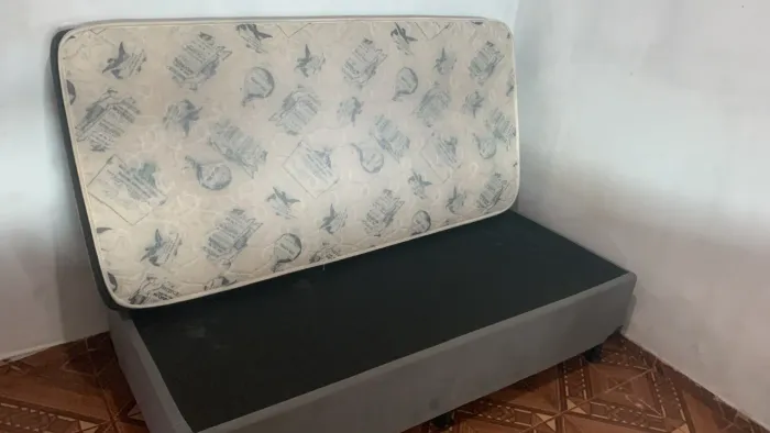 Cama de solteiro 