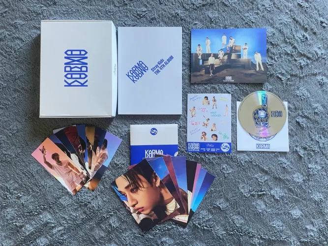 álbum stray kids karma hooray incompleto