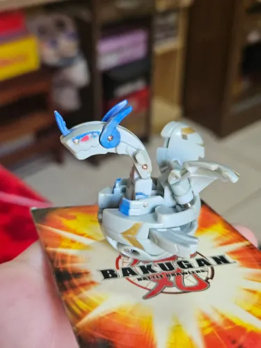 Bakugan Neo Dragonoid haos