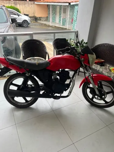 Moto de leilão