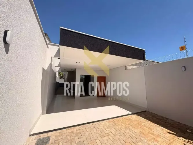 CASA NOVA COM 3 QUARTOS, SENDO UMA SUÍTE, 2 VAGAS NA GARAGEM NA QUADRA 1406 SUL