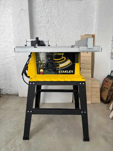 Serra de Bancada Stanley SST1801 Seminova - R$ 1100