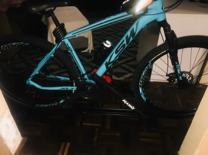 Bicicleta aro 29 mais suporte de carro