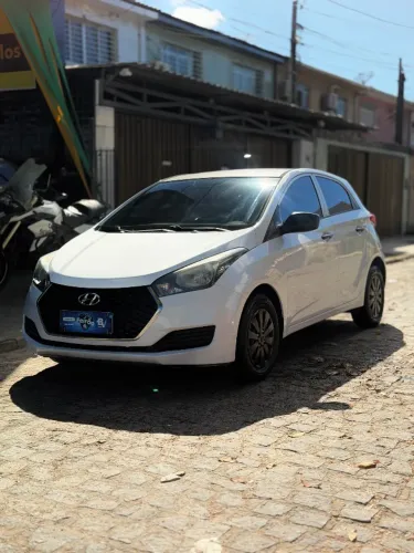 Hyundai HB20 Unique 1.0 Flex 12V Mec. 2019